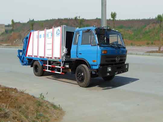 東風153壓縮式垃圾車